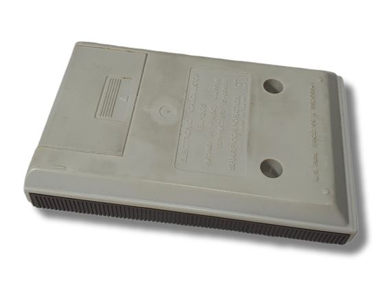 Vintage laskin (Sharp Elsi Mate EL-203)