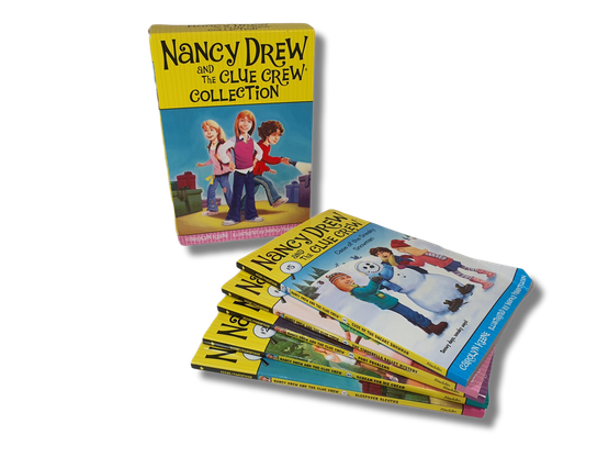 Kirja (Nancy Drew and the Clue Crew collection)