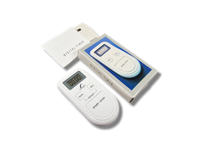 Digitaalinen ajastin magneetilla