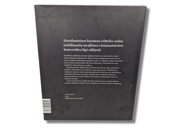 Kirja (Me olimme nuoria sotilaita : Tuntemattomat sotakuvet kertovat - Gustav Hägglund)