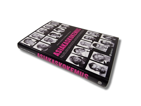 Kirja (Asiakaskokemus : Palvelubisneksestä Kokemusbisnekseen - Janne Löytänä)