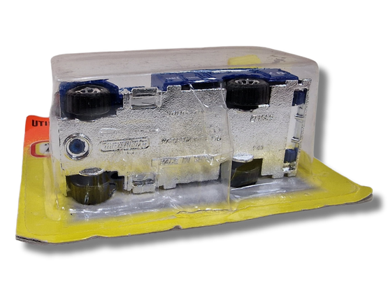 Pikkuauto (Matchbox Utility Truck #74)