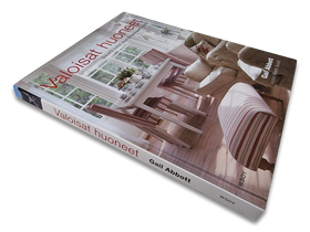 Kirja (Valoisat huoneet - Gail Abbott)