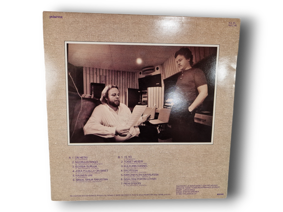 LP / vinyyli -levy (Matti Salminen - On Hetki)