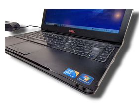 Kannettava tietokone (Dell Latitude 13)