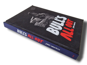 Kirja (Bull's All Out - Jari Mentula)