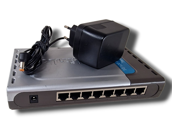 8 -porttinen kytkin (D-Link® DES-1008D)