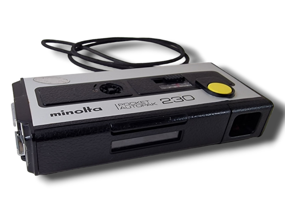 Vintage filmikamera (Minolta Pocket Autopak 230)