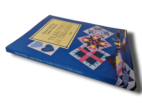 Kirja (Tilkkutöitä ja Tikkauksia - Diana McClun)