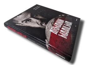 Kirja (Armanin Maailma Arman Alizad Kauko Röyhkä)