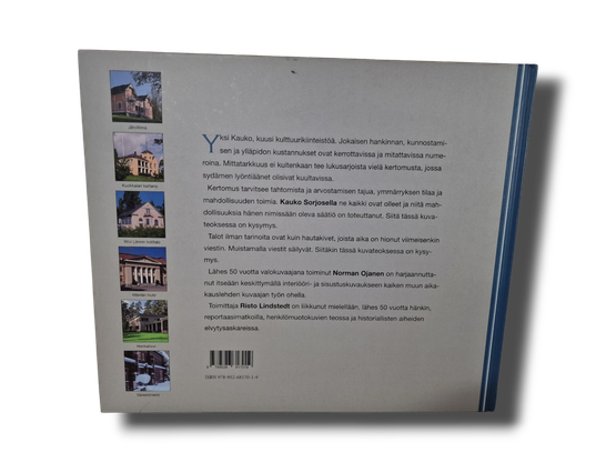 Kirja (Avoimet ovet ja löydetyt tarinat - Risto Lindstedt)