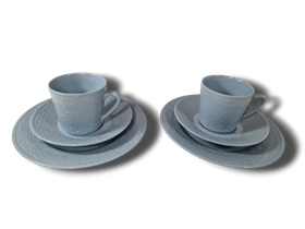 Kaksi kahvikuppia + lautaset (Arabia sävyposliini)