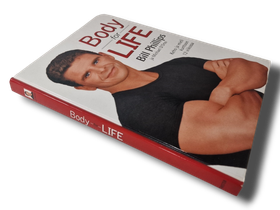 Kirja (Body for Life - Bill Phillips)