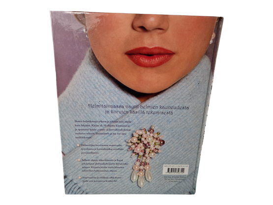 Kirja (Helmitaivas - Johanna Vireaho)