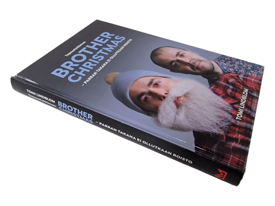 Kirja (Brother Christmas : Parran Takana Ei Ollutkaan Roisto - Tomi Lindblom)