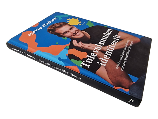 Kirja (Tulevaisuuden identiteetit - Perttu Pölönen)