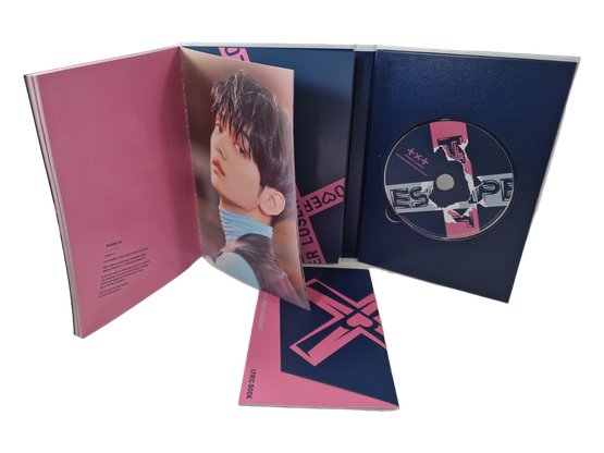 CD -levy (The Chaos Chapter : Fight Or Escape - Tomorrow Together)