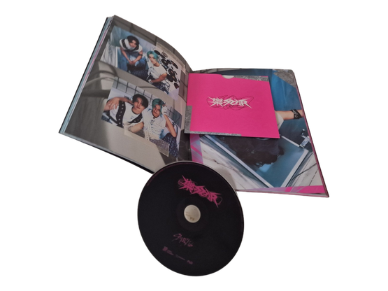 CD -levy (Stray Kids - Rock-Star)
