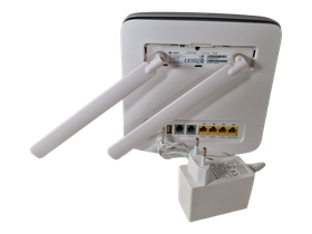 4G -reititin (Huawei E5186)