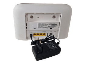 4G -modeemi / reititin (Huawei B715s)