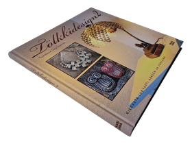 Kirja (Tölkkidesign 2 - Seija Saarinen)