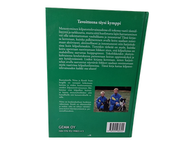 Kirja (Tavoitteena täysi 10 - Niina Svartberg)