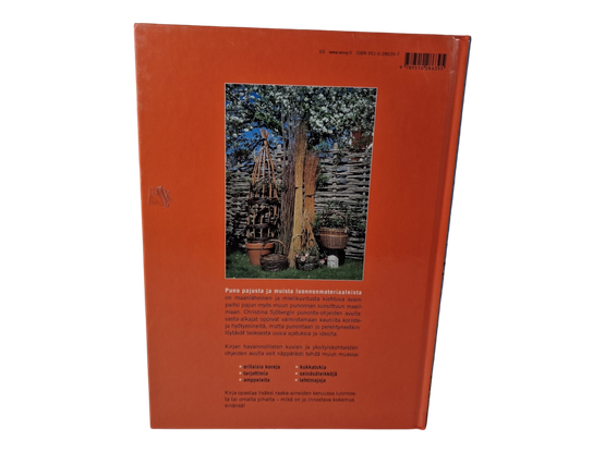 Kirja (Puno pajusta ja muista luonnonmateriaaleista - Christina Sjöberg)