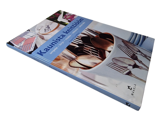 Kirja (Kaunista keittiöön - Helene S. Lundberg)