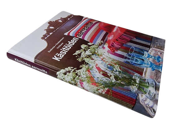 Kirja (Käsitöiden aarreaitta - Kudonta - Neulominen - Virkkaus : Helander Marja)
