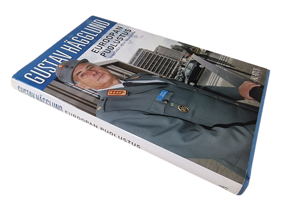 Kirja (Gustav Hägglung : Euroopan Puolustus - Petri Nevalainen)