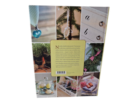 Kirja (Ideoita kotiin koko vuodeksi - Johanna Vireaho)