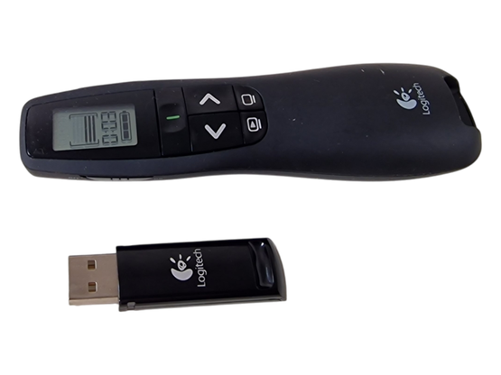 Esittelykaukosäädin (Logitech R800)