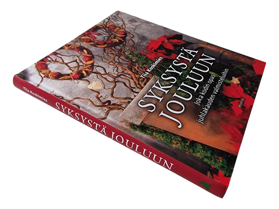 Kirja (Syksystä Jouluun - Tiia Koskimies)