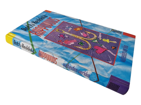 Kirja (Riippuvuus - Antti Heikkilä)