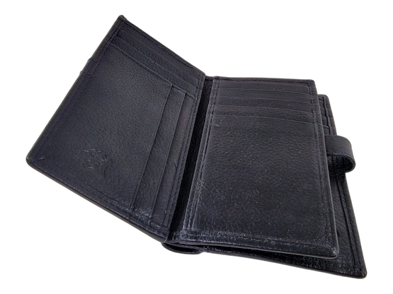 Nahkainen lompakko (A-Eriksson Oy)