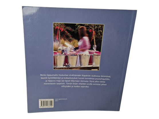 Kirja (Viihdytään pihalla - Clare Matthews)