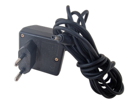 Isopäinen laturi (Nokia ACP-7E)