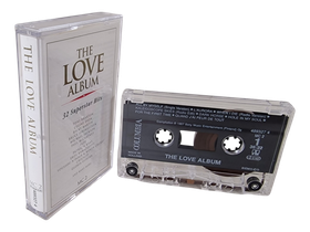 C -kasetti (The Love Album - 32 Superstar Hits MC 2)