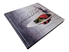 Kirja (Turku lautasella osa II - Heli Nieminen)