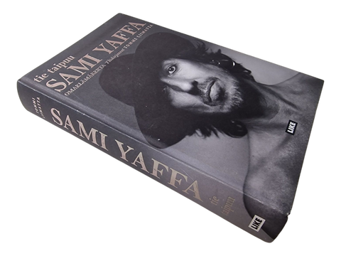Kirja (Tie Taipuu Sami Yaffa Omaelämänkerta - Tommi Liimatta)