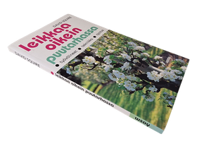 Kirja (Leikkaa Oikein Puutarhassa - David Squire)