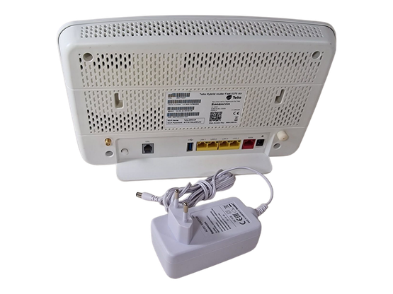 ADSL- ja VDSL2 -modeemi, 4G-modeemi (Telia 5370)