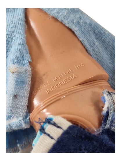 Nukke (©  1997 Mattel Inc. Surf Ken)