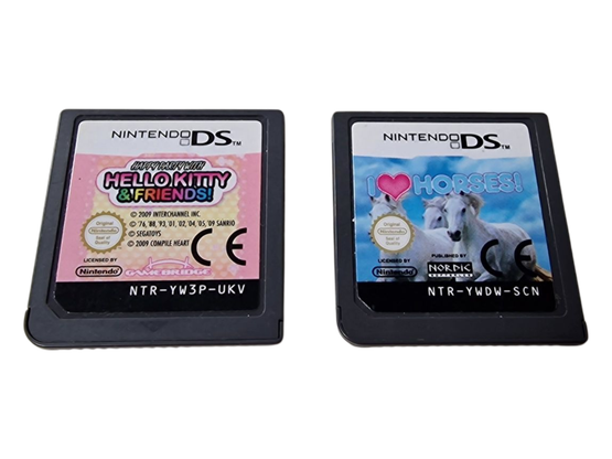 Kaksi Nintendo DS peliä (I love Horses & Hello Kitty & Friends)