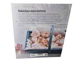 Kirja (Itse tehdyt lahjat : 100 ohjetta - Alison Walker)