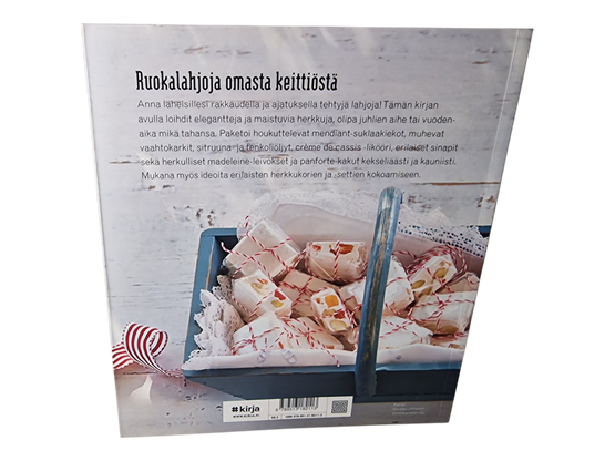 Kirja (Itse tehdyt lahjat : 100 ohjetta - Alison Walker)