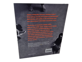 Kirja (Onko Mun Pakko Treenata? - Brita Zackari)