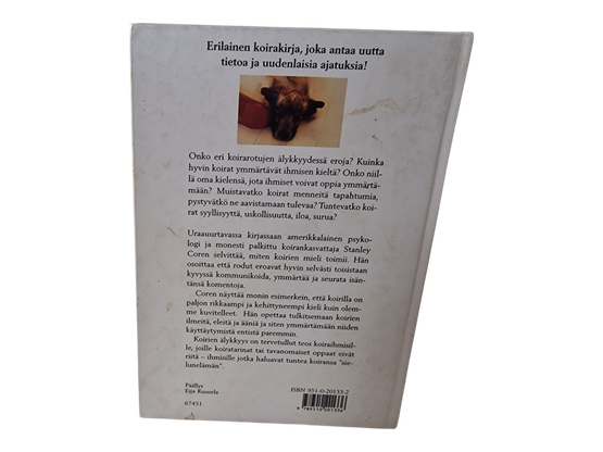 Kirja (Koirien Älykkyys : Mitä koira tajuaa ja taitaa - Stanley Coren)