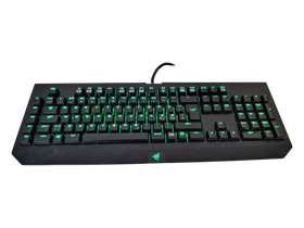 Taustavalaistu pelinäppäimistö (Razer BlackWidow Ultimate 2014)