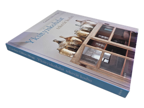 Kirja (Yksityiskohdat tekevät kodin - Carolina Clifton-Mogg)